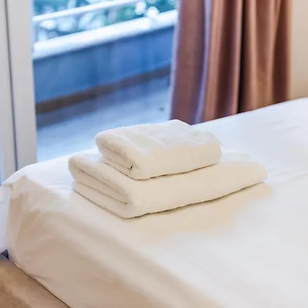 Apartment Sisi's Luxury Grand Park Of Tirana