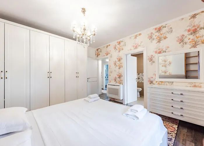 Apartment Sisi's Luxury Grand Park Of